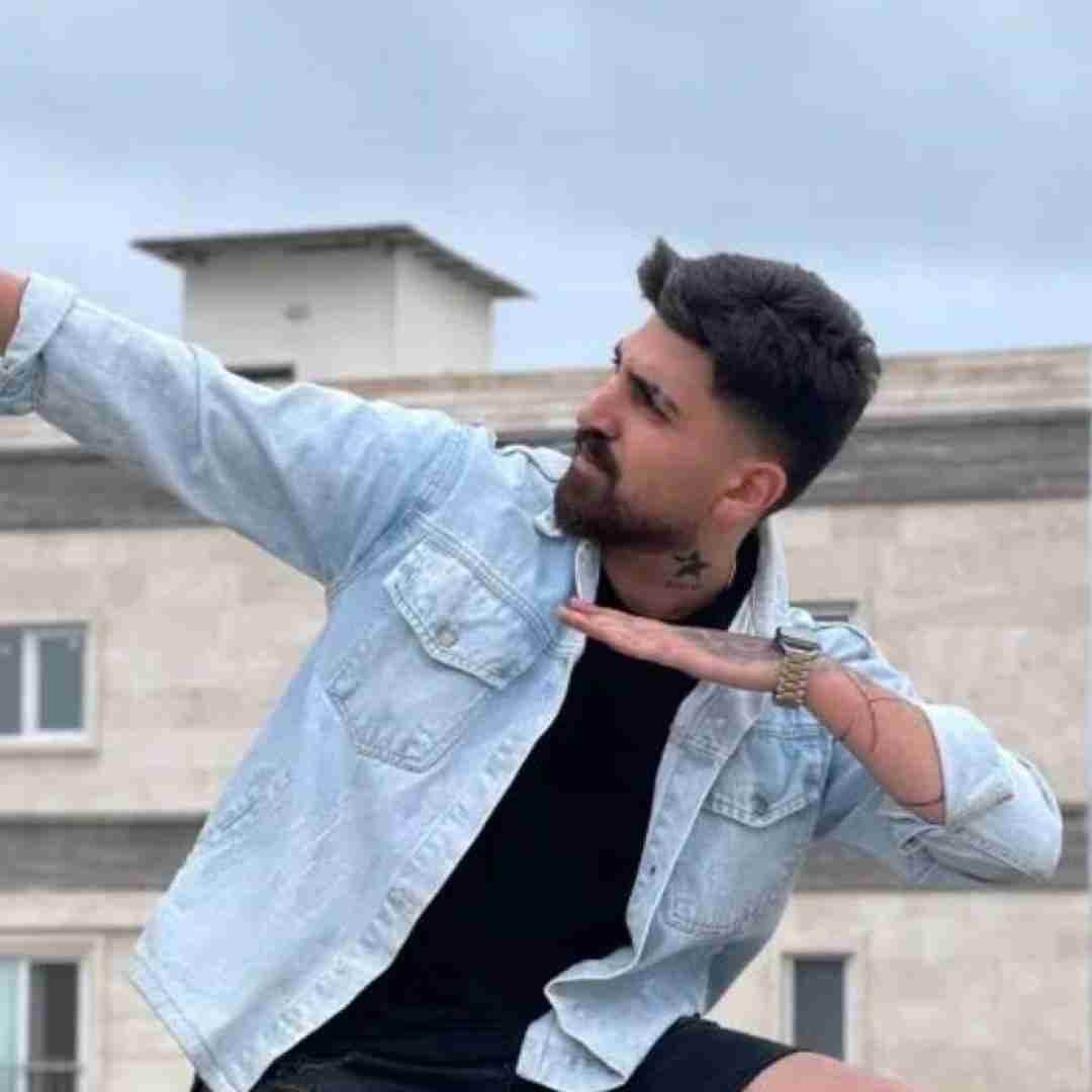 ماهان خادمی هر شوی مستی مه حال خار نکنه