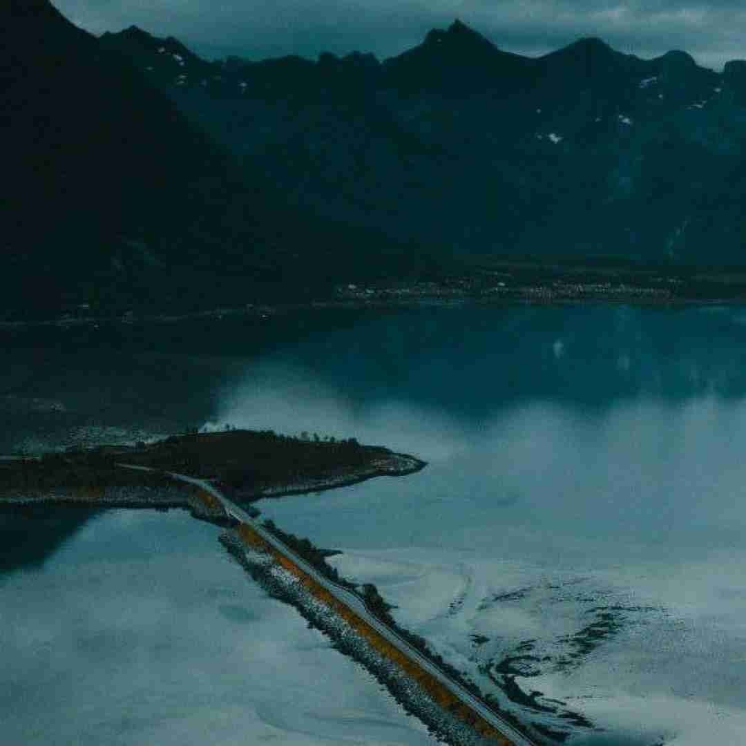  تو اگه چشات مشکی باشه مشکی قشنگه با صدای زن