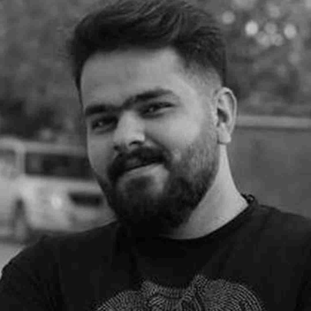 مهدی شریفی و حامد سنجابی  افسر پرونده 
