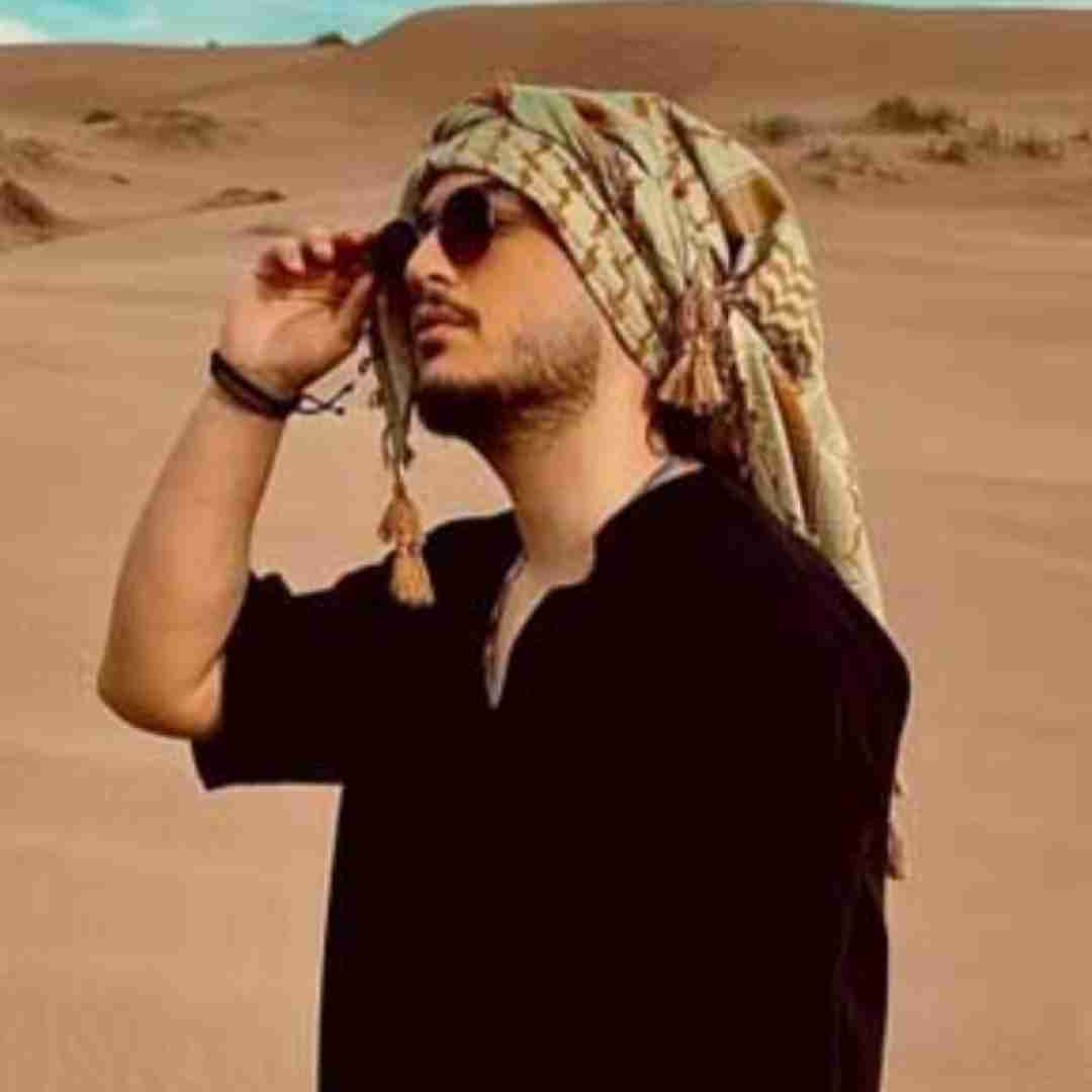 نیواد من من با من تو غریبس دیگه بینمون یه دوستی سادس