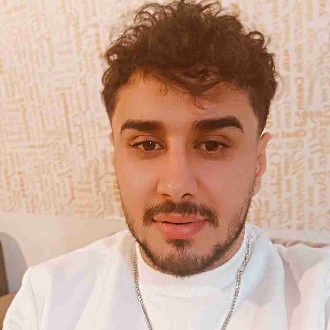 سینا پرهیز تو پیر و پیغمبر و خدامی مه آیم تونم