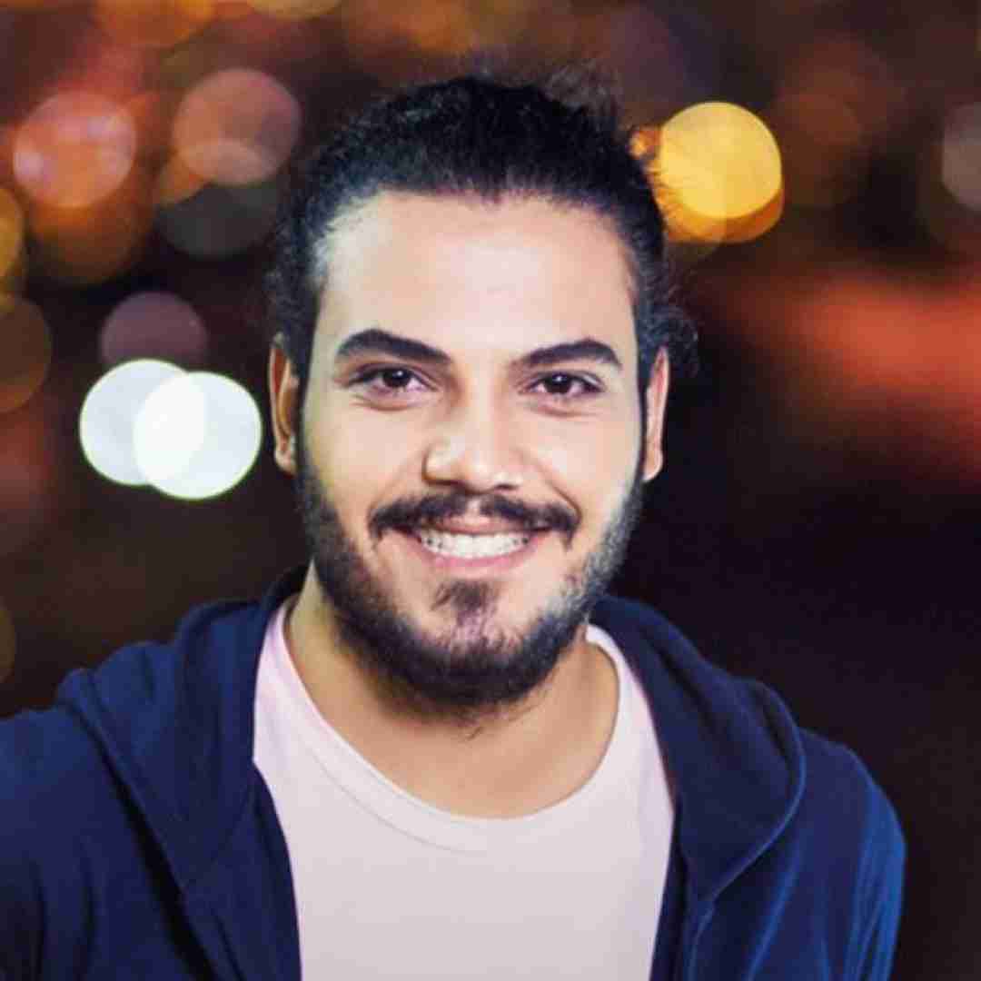 امید افخم رو به تو وا میشه چشام دیگه مهم نیست که کجام