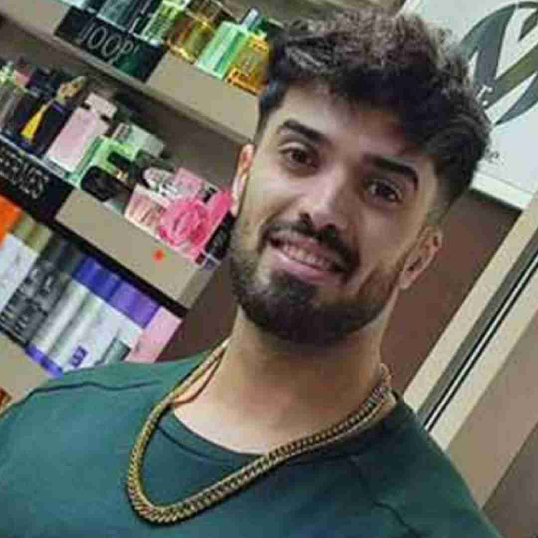 علی رستمیان من الان لنگ اینم که باز ببینم رو گوشیم افتاده شمارت