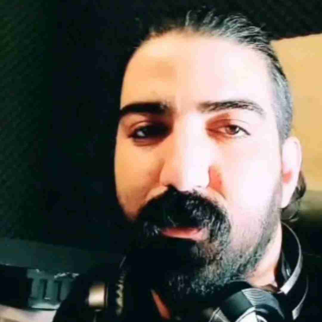 میلاد غلامی نه باج و کسی دم نه باج گرم