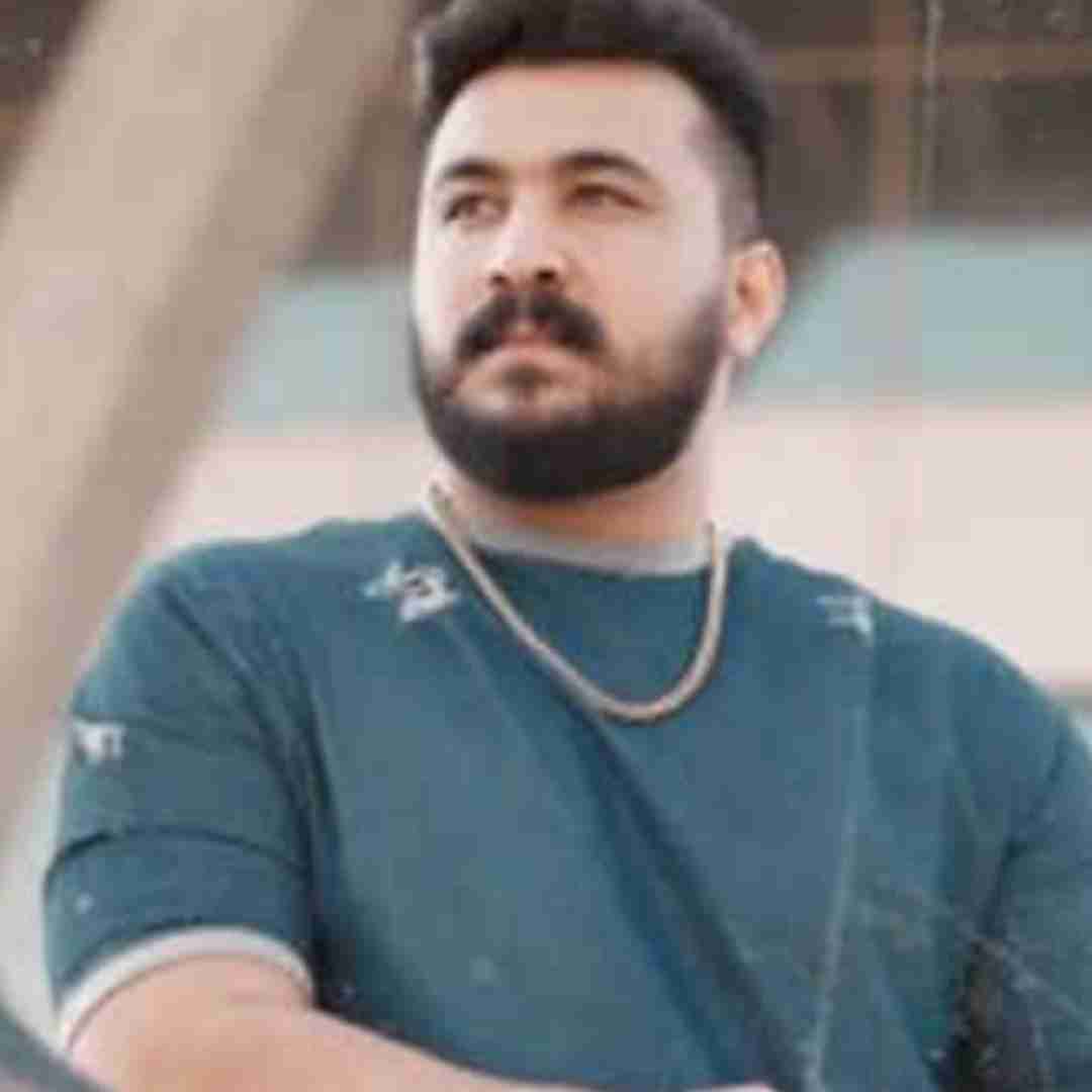 رضا کرمی تارا تو چه میدانی از نداری و بی پولی به هر دری زدم