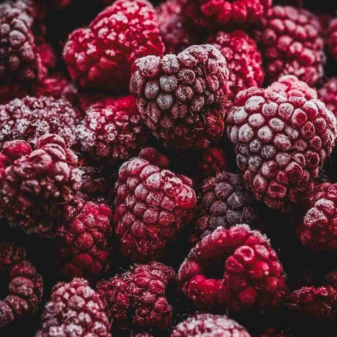 عشقم تو نگات جون منه دوا و درمونه منه با صدای زن