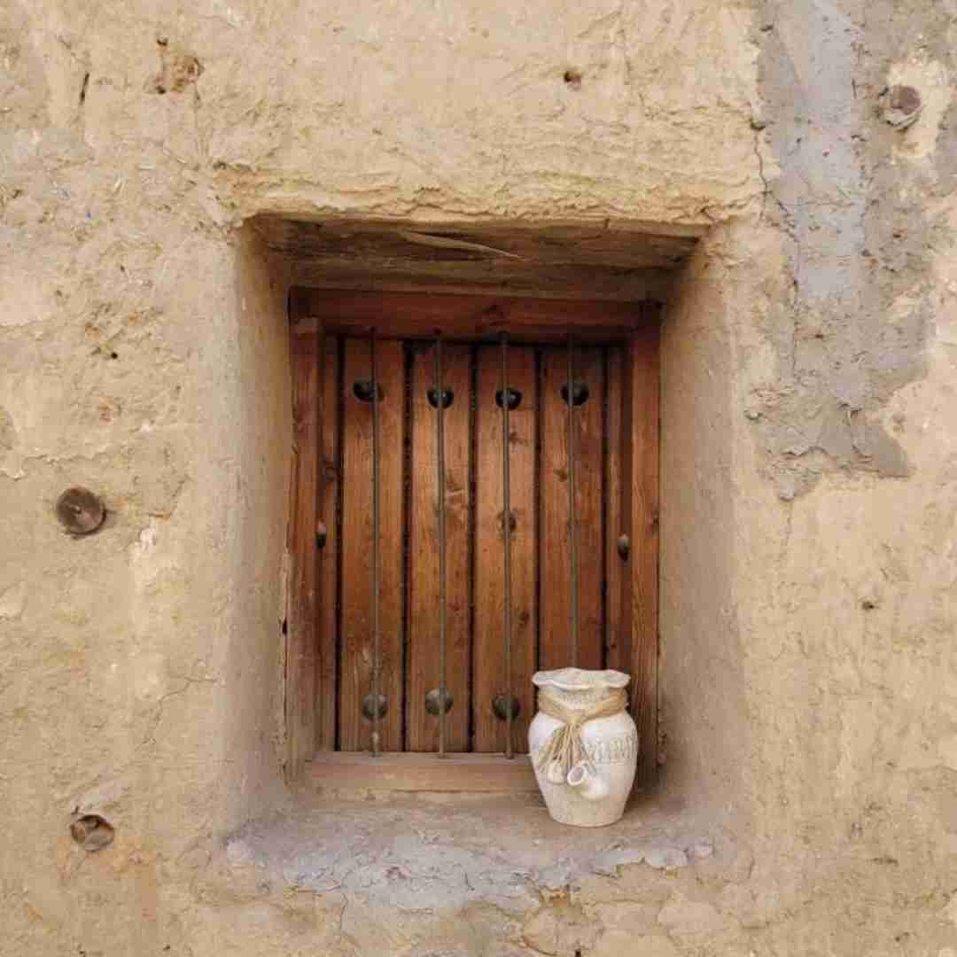 دروغ میخوندم من از توی چشماش ولی بازم تونست
