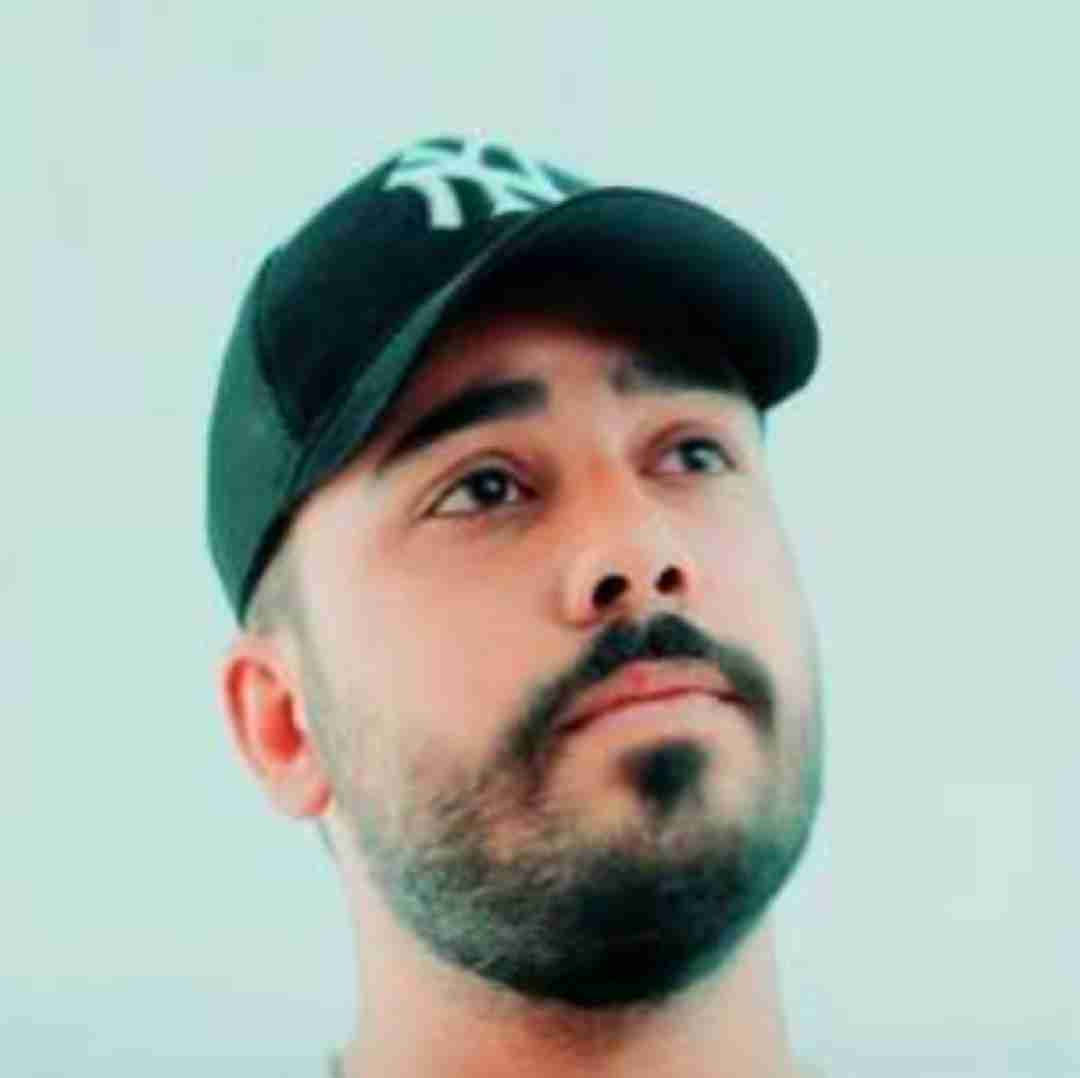 علی کامیار تو دلو دادی به بادش این منه داغونو بسازش