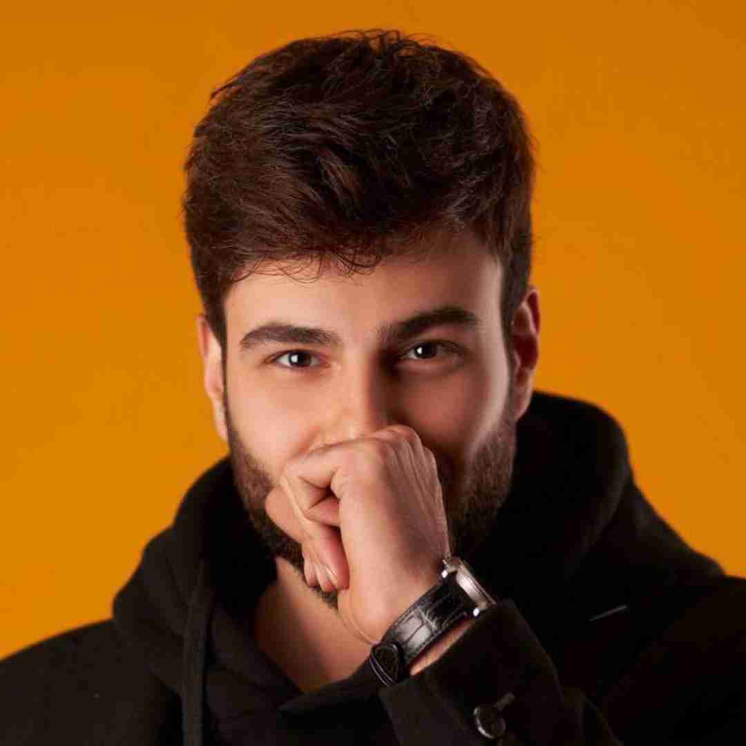 علی قلیچ با اینکه نمیرسه قدم به آرزوهای بلندم