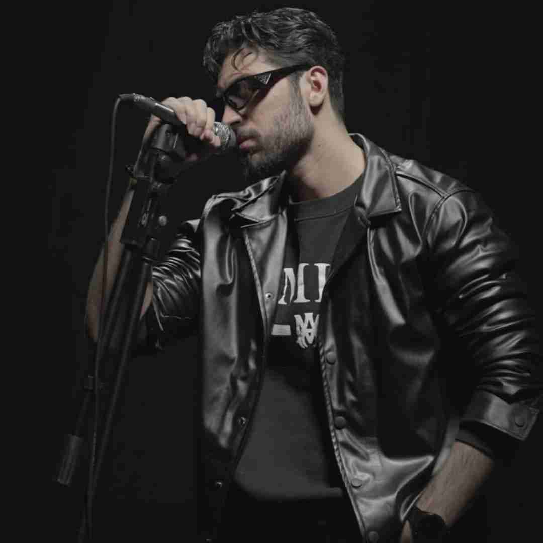 کیارش زدی زیر همه چی نامرد خالی کردی