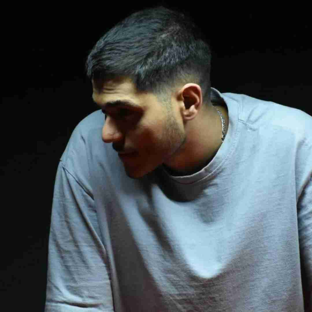 رایا سمیعی گل سرخ