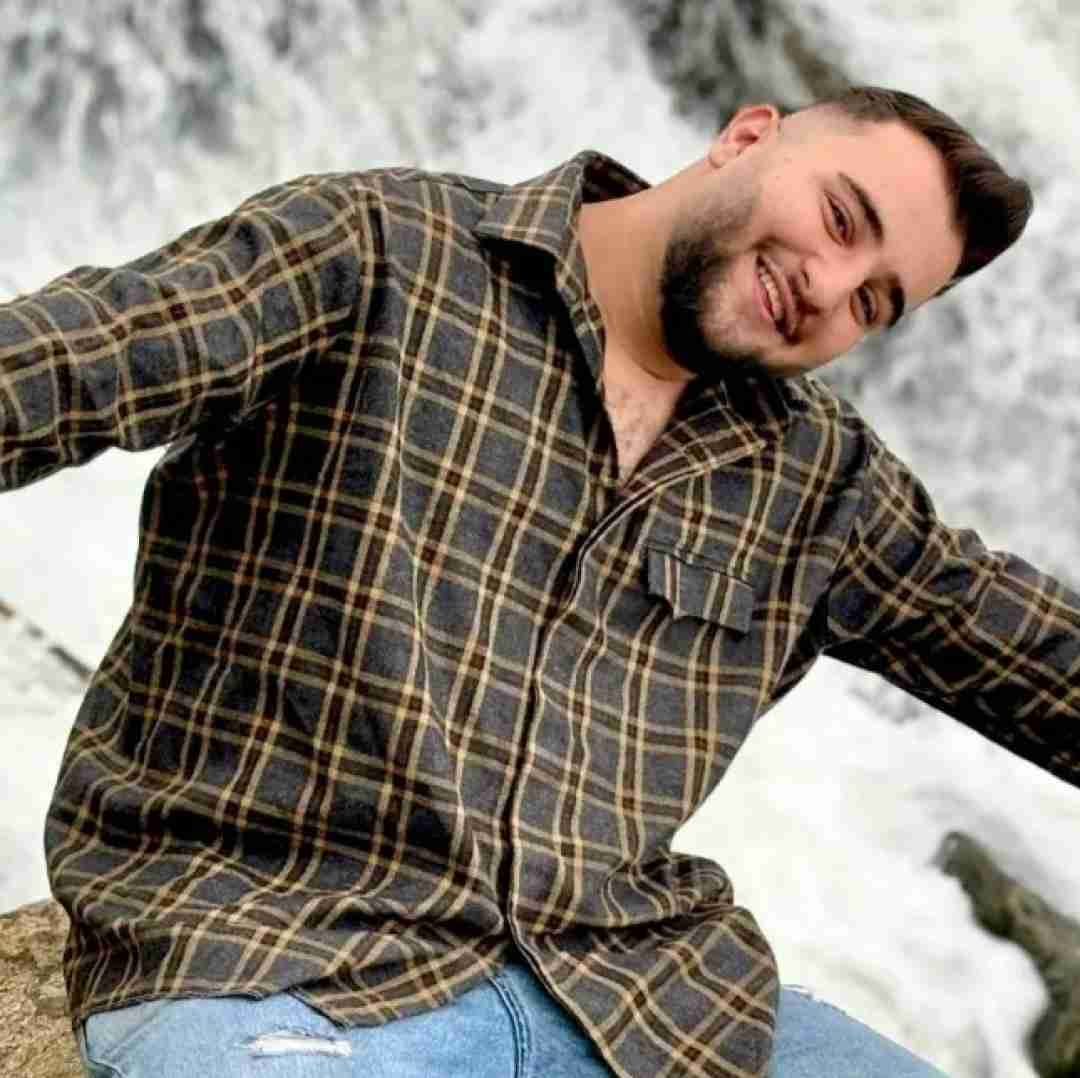 زکریا امینی تیغو تیزی رگو شاهرگ خون بازی با بدنم