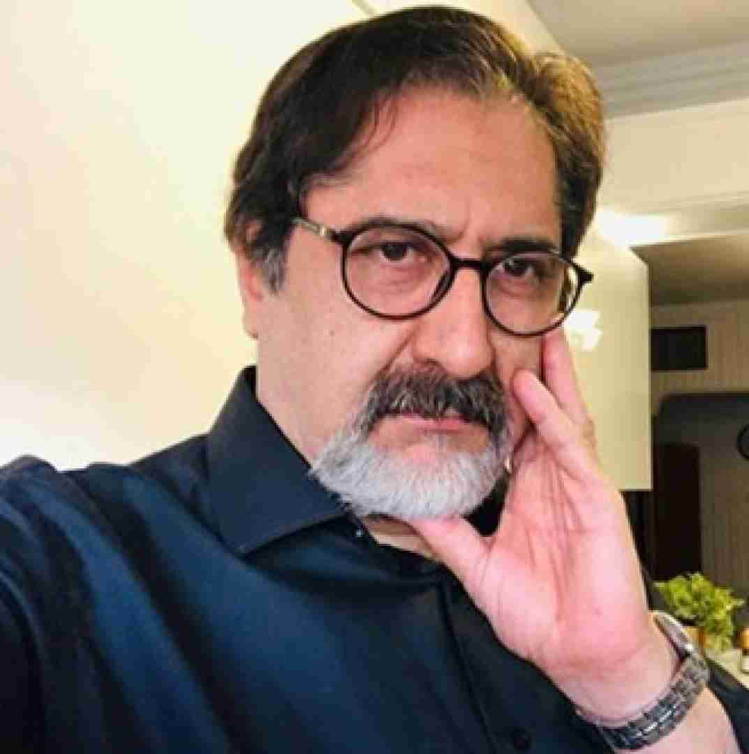 حسام الدین سراج بر گیسویت ای جان کمتر زن شانه
