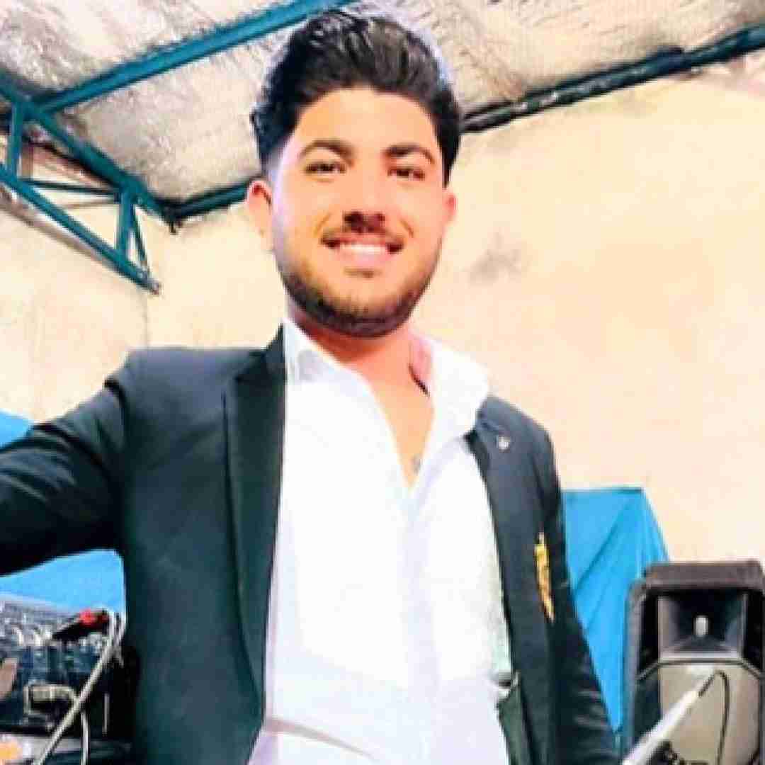 محمدرضا ملایی اسب سیارو تاختم دیشب قمارو باختم