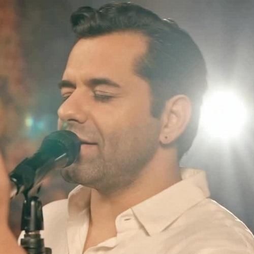 دانلود آهنگ همه عزادار سر به گریبون مردا سر دار زنا تو زندون از رضا بهرام