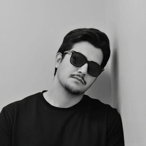 دانلود آهنگ بمیرم واسه دل خون مادر از اهورا