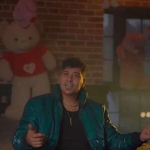 دانلود آهنگ هیچی دیگه حال نمیده از شاهان